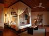 Hotel L'Archipel - four poster bed
